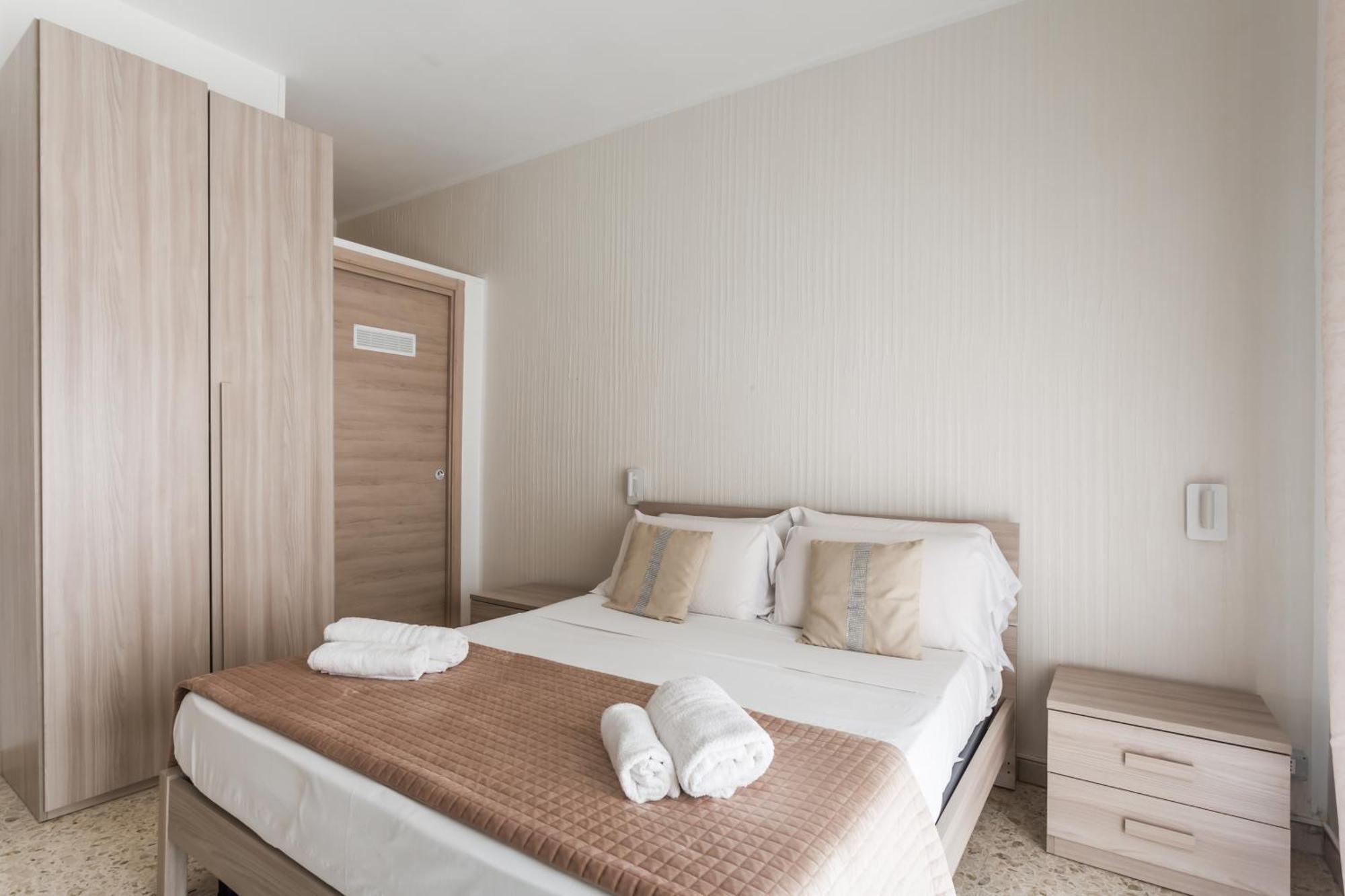 Napoli Fly Guest House 290 Bagian luar foto