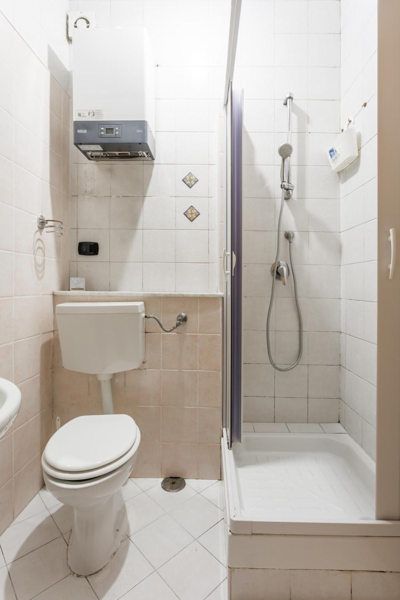 Napoli Fly Guest House 290 Bagian luar foto