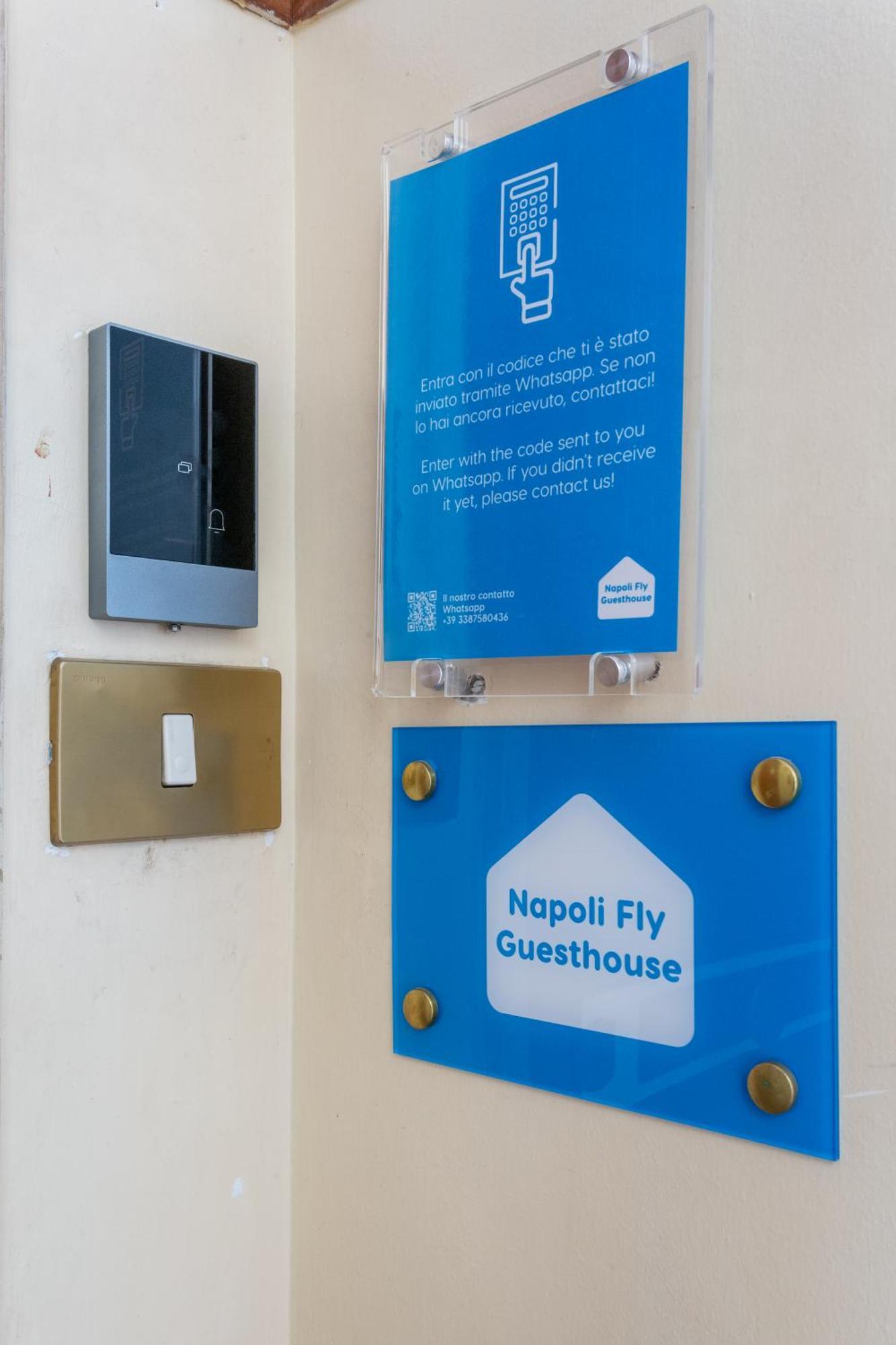 Napoli Fly Guest House 290 Bagian luar foto