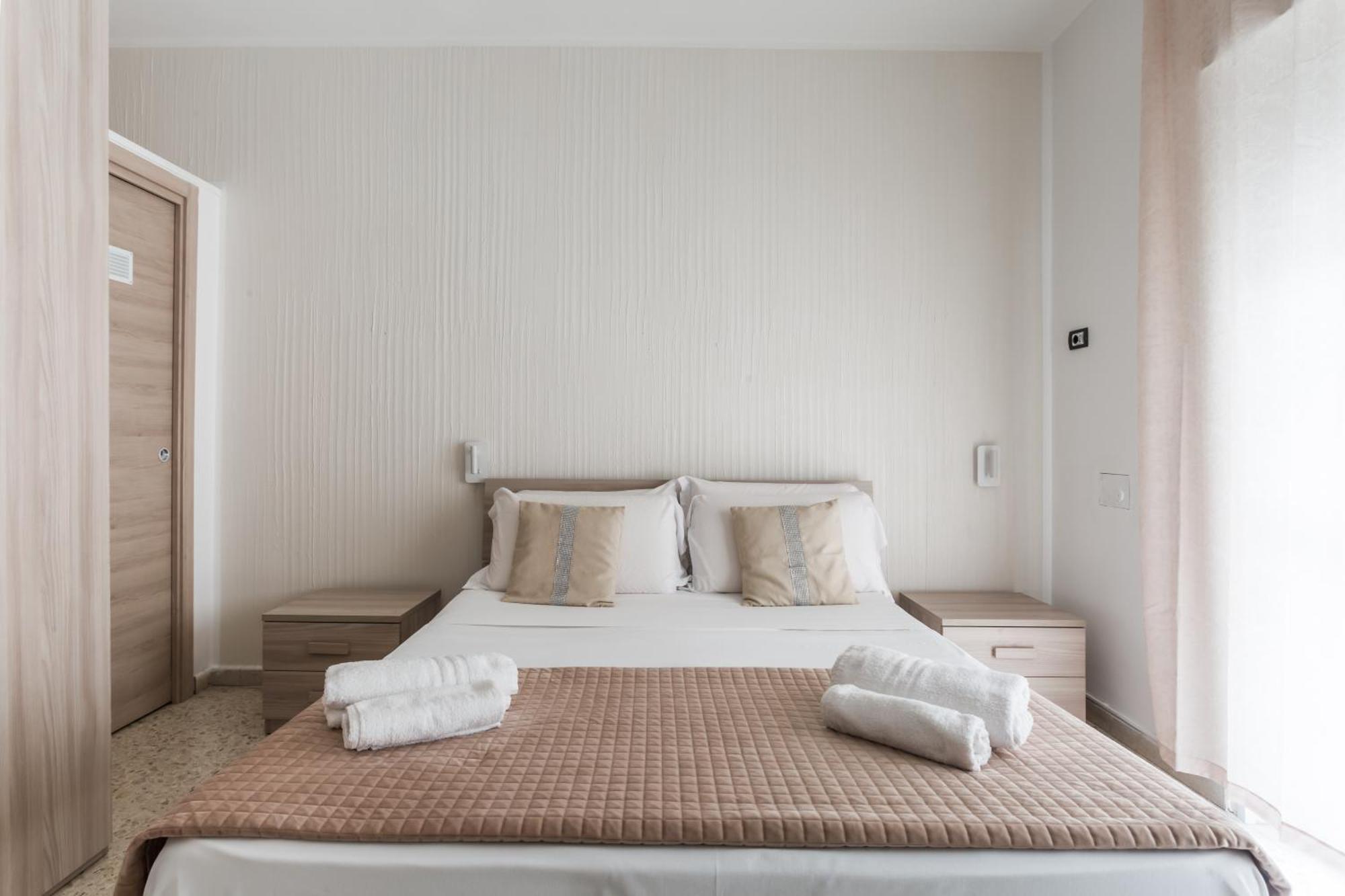 Napoli Fly Guest House 290 Bagian luar foto